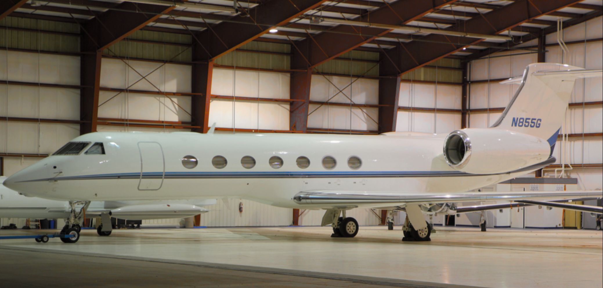 Gulfstream Aerospace Gulfstream V (N855G) - Tucked in for the night. Photo credit: DBC