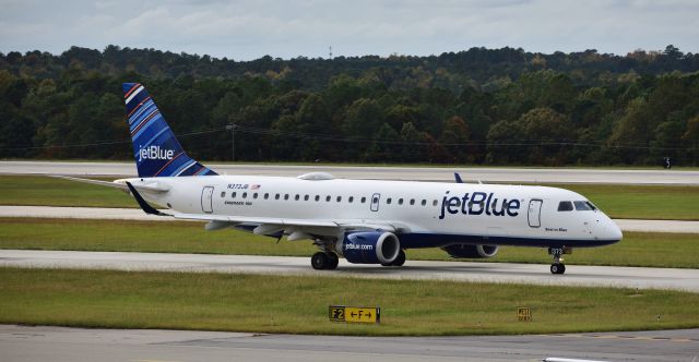 Embraer ERJ-190 (N373JB) - Best in Blue!