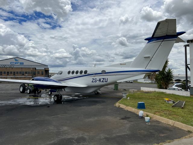 Beechcraft Super King Air 200 (ZS-KZU) - 27 JAN 2022