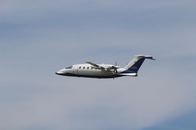 Piaggio P.180 Avanti (I-FXRH) - TAKE OFF FROM LINATE