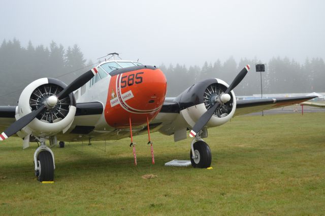 Beechcraft 18 (N585PB)