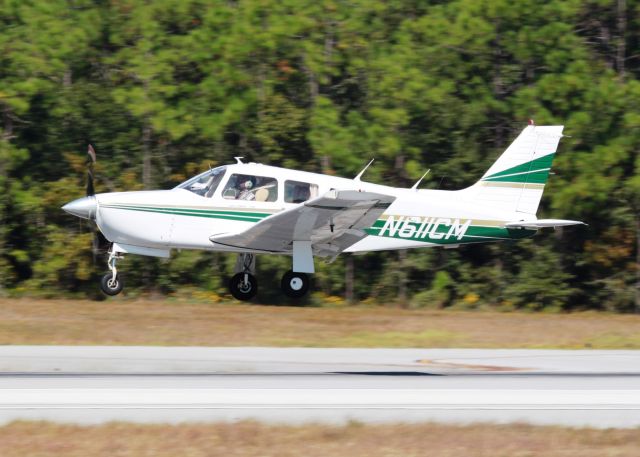 Piper Cherokee Arrow (N611CM)