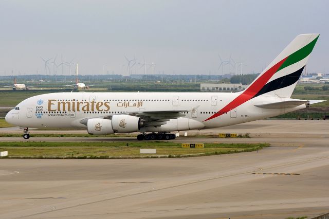 Airbus A380-800 (A6-EDL) - Emirates