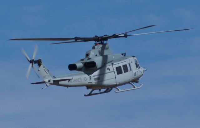 BELL UH-1Y (16-7799)