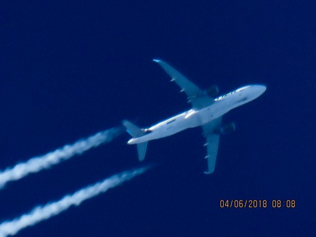 Airbus A320 (N227FR)