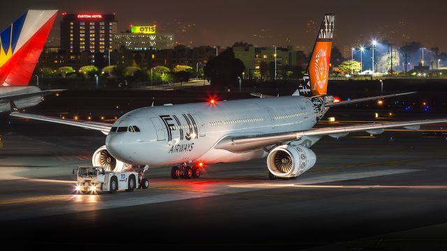 Airbus A330-200 (DQ-FJU)