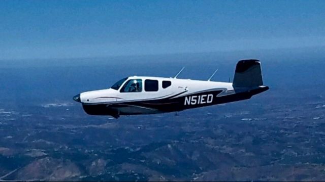 Beechcraft 35 Bonanza (N51ED)