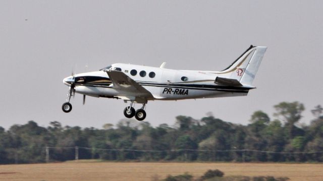 Beechcraft King Air 90 (PR-RMA)