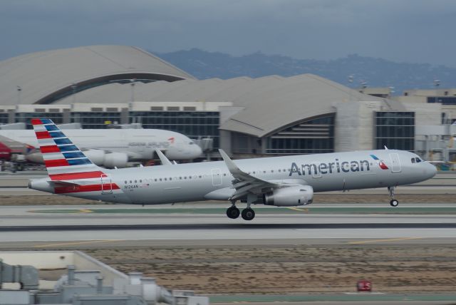 Airbus A321 (N126AN) - American Airlines A321-231 cn6313