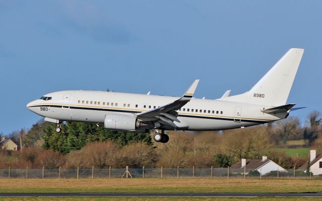 16-8980 — - convoy4234 usn c-40a 168980 about to land at shannon 6/2/18.