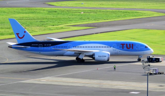 Boeing 787-8 (G-TUIH)