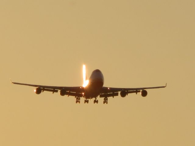 Boeing 747-400 (G-CIVJ)