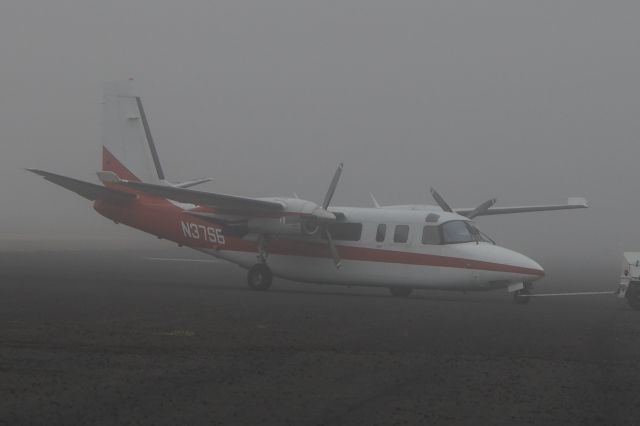 Aero Commander 500 (N37SB)