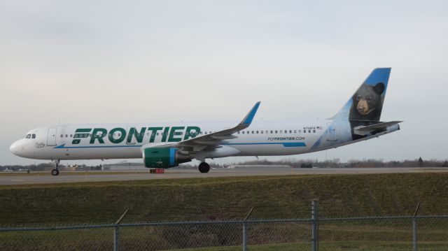 Airbus A321 (N714FR) - Cubby the Bear at KBUF 