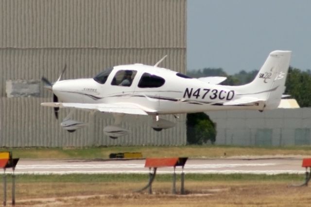 Cirrus SR-22 (N473CD)