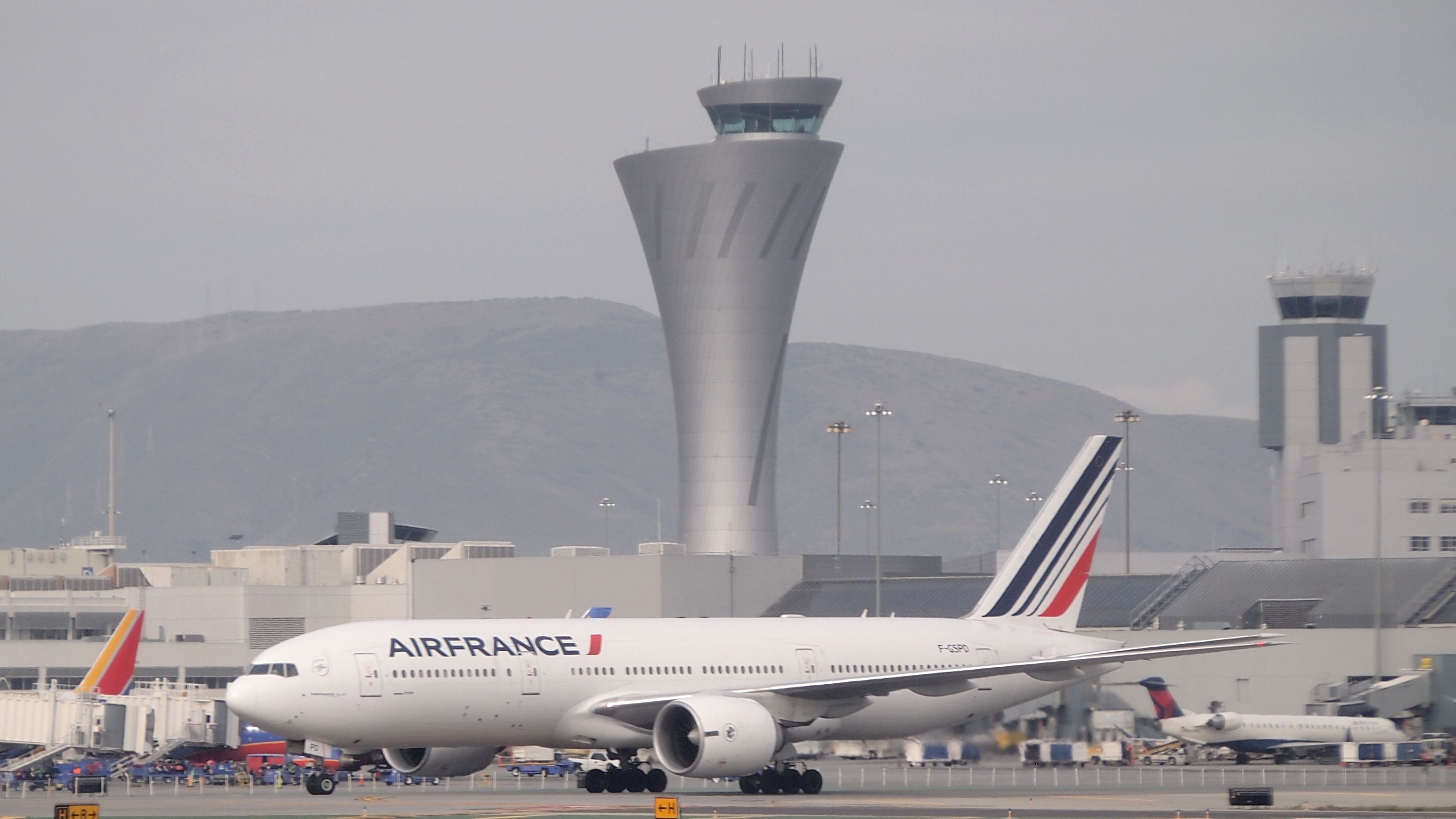 Boeing 777-200 (F-GSPD)