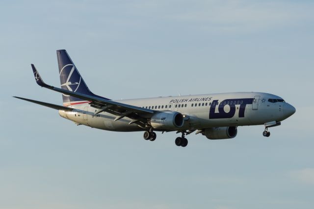 Boeing 737-800 (SP-LWB) - WAW SPOTTING