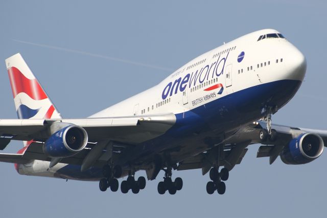 Boeing 747-400 (G-CIVP)