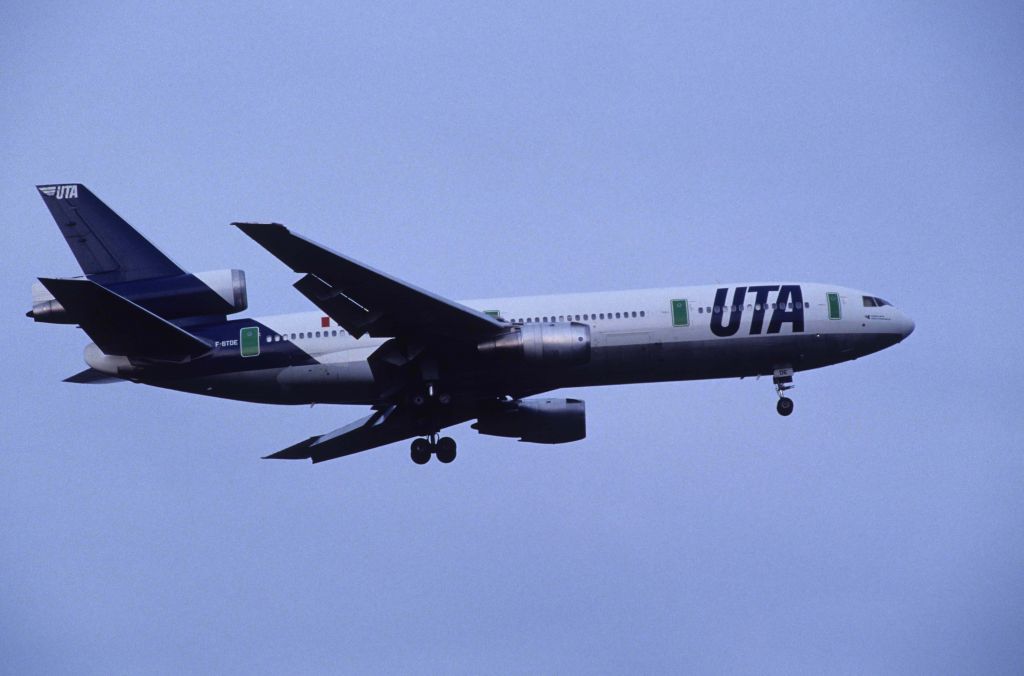 McDonnell Douglas DC-10 (F-BTDE) - Final Approach to Narita Intl Airport Rwy34 on 1992/05/05