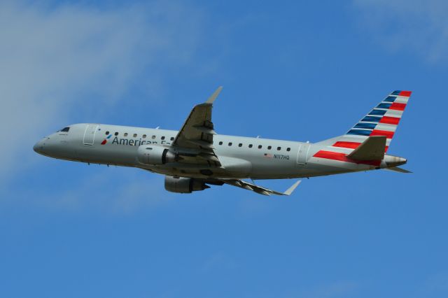 Embraer 175 (N117HQ) - Departing runway 36C at KCLT - 10/26/20