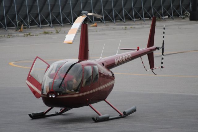 Robinson R-44 (N188DD)