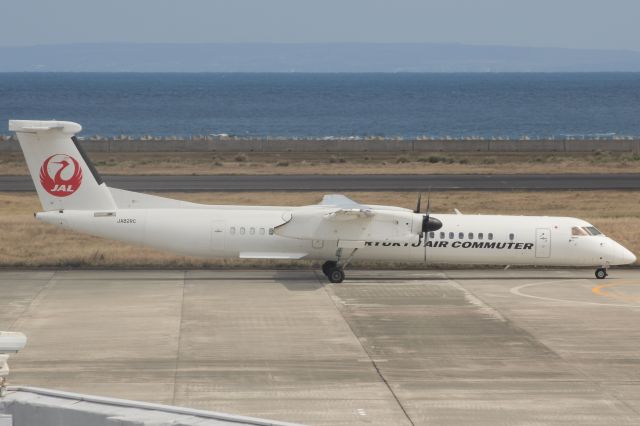 de Havilland Dash 8-400 (JA82RC)