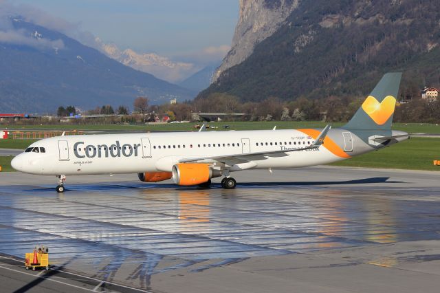 Airbus A321 (G-TCDP)