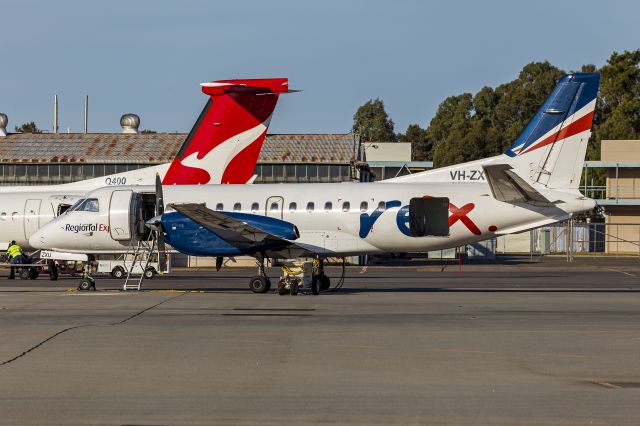 Saab 340 (VH-ZXU) - Regional Express (VH-ZXU) Saab 340B at Wagga Wagga Airport.