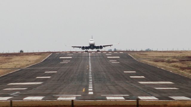 Embraer ERJ-190 (PR-AYZ)