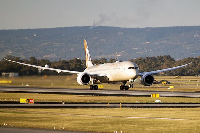 Boeing 787-8 (A6-BLI) - Boeing 787-9 Ethihad Airways A6-BLI PER/YPPH 17/9/16.