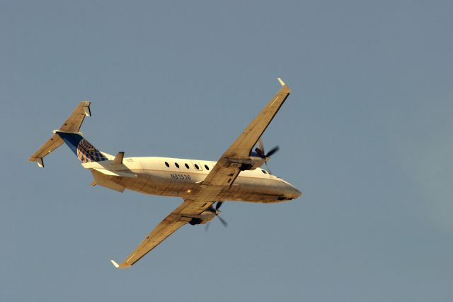 Beechcraft 1900 (N81536)