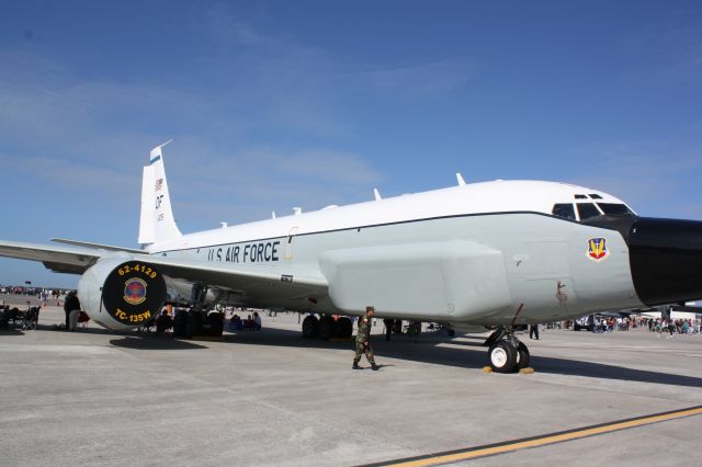 61-4129 — - TC-135W Stratolifter on static display at MacDill AirFest