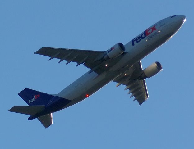 Airbus A300F4-600 (N661FE)