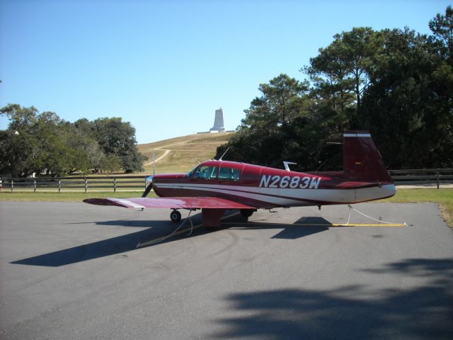 Mooney M-20 (N2683W)