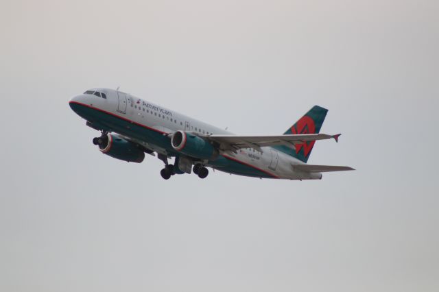 Airbus A319 (N838AW)