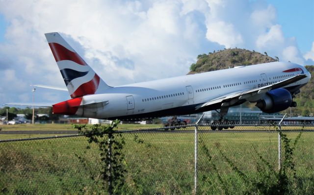 Boeing 777-200 (G-VIIP)