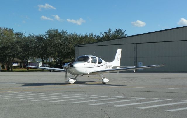 Cirrus SR-22 — - Steve leaving Spruce Creek after flying non-stop from KDLZ in OH on 12/6/17