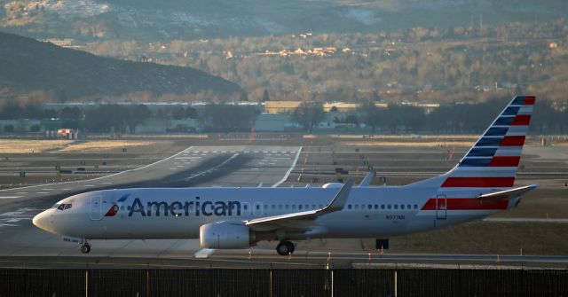 Boeing 737-800 (N971NN) - AA's N971NN taxiing into position for a sunrise hour departure.br /br /** Informational note:  This aircraft (N971NN) is NOT the American Airlines aircraft that is currently painted in the AirCal heritage livery scheme.  The AAL fleetbird that is presently wearing the AirCal livery paint is N917NN.  **