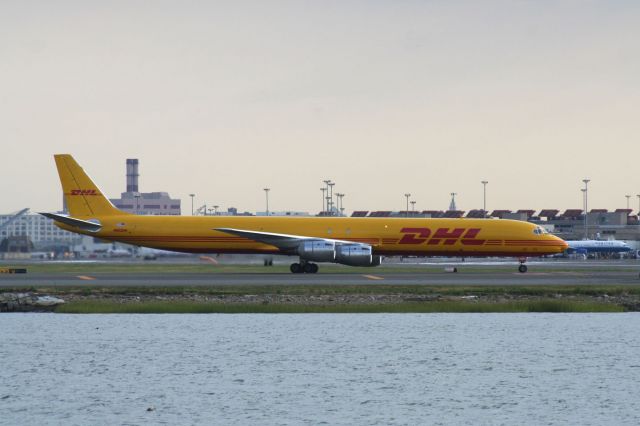 McDonnell Douglas DC-8-70 (N804DH)