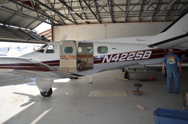 Beechcraft Duke (N422SB)