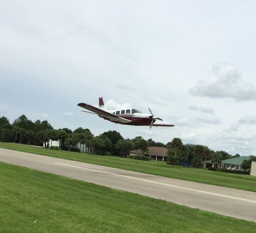 Piper Saratoga (N5991V) - Departure