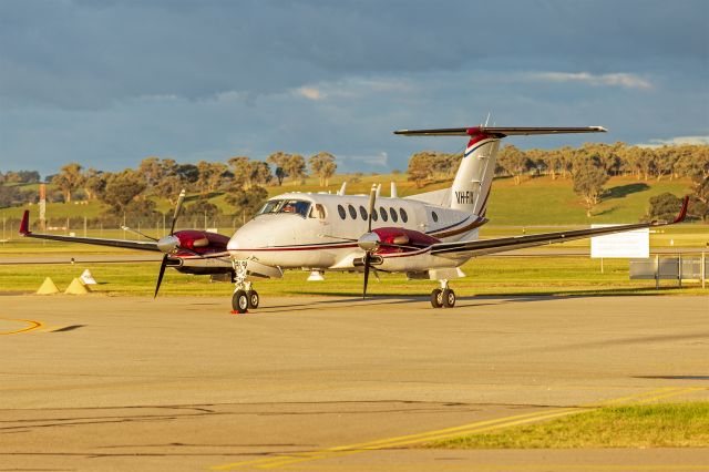 Beechcraft Super King Air 350 (VH-FIX) - FMAW Pty Ltd (VH-FIX) Beechcraft B300 King Air 350 at Wagga Wagga Airport.br /br /Was formerly used by Airservices Australia FIS (Flight Inspection Service).