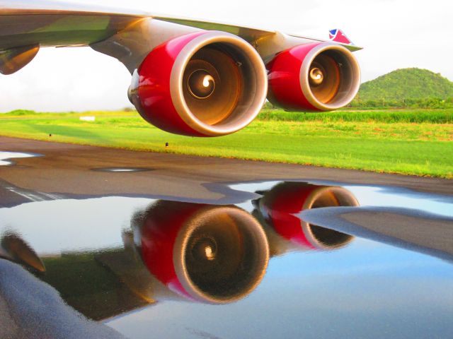 Boeing 747-400 (G-VGAL)