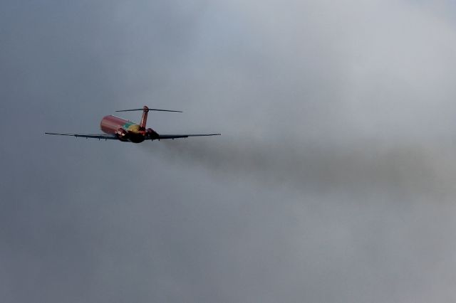 McDonnell Douglas MD-83 (OY-RUE)