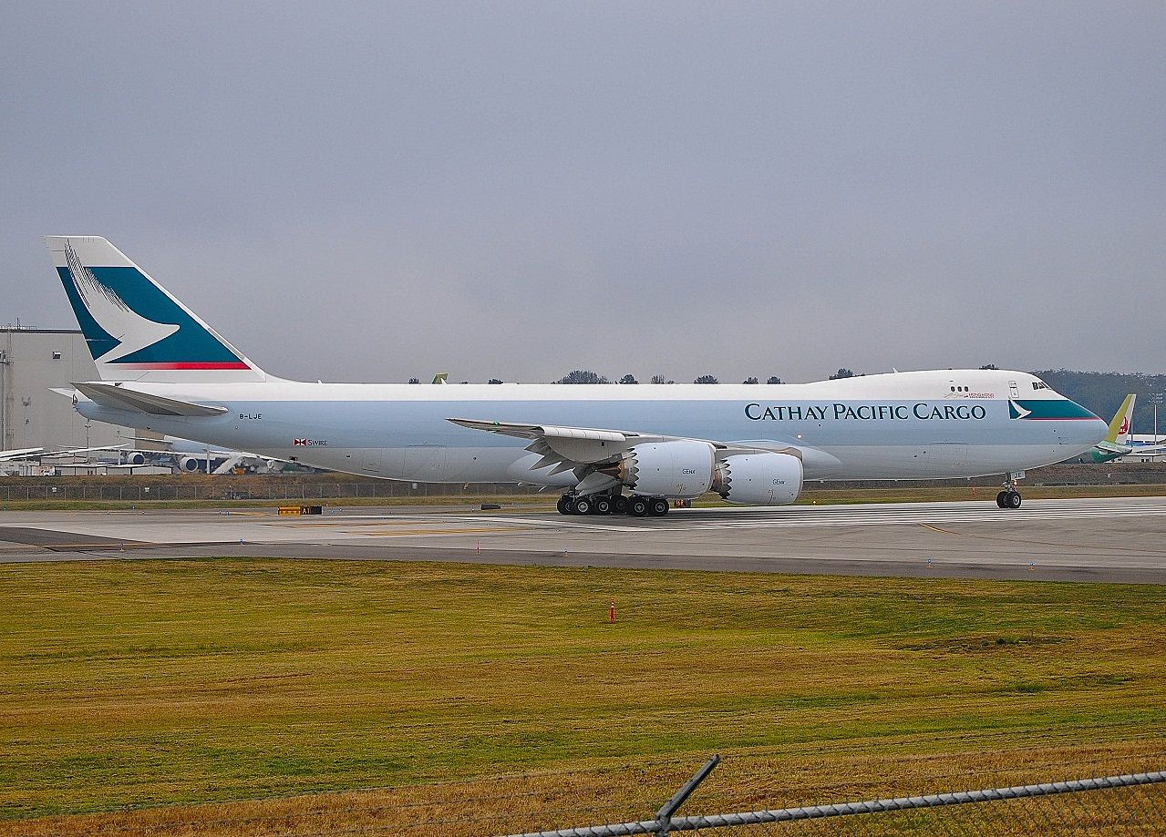 BOEING 747-8 (B-LJE) - Cathay 747-8F