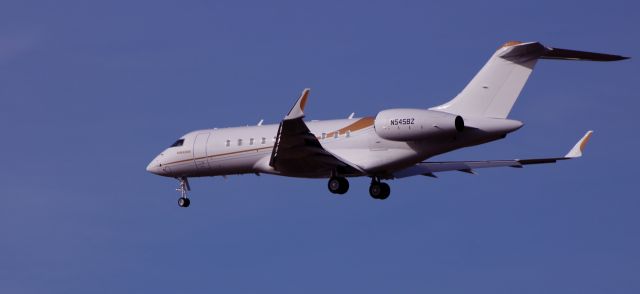 Bombardier Global 5000 (N545BZ) - About to touch down is this brand new Bombardier Global 5500 in the Autumn of 2024.
