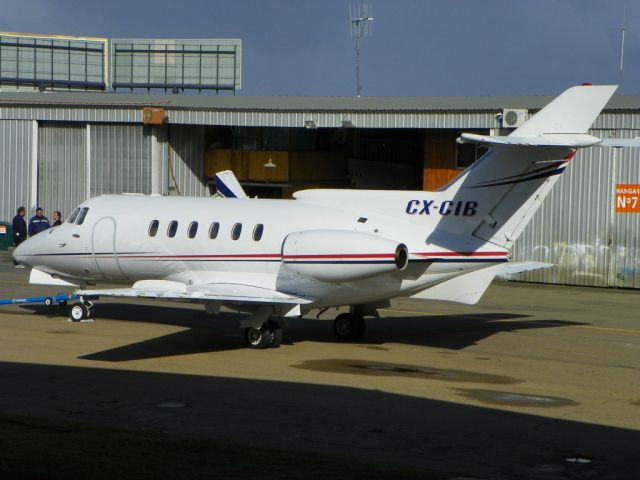 Hawker 800 (CX-CIB)