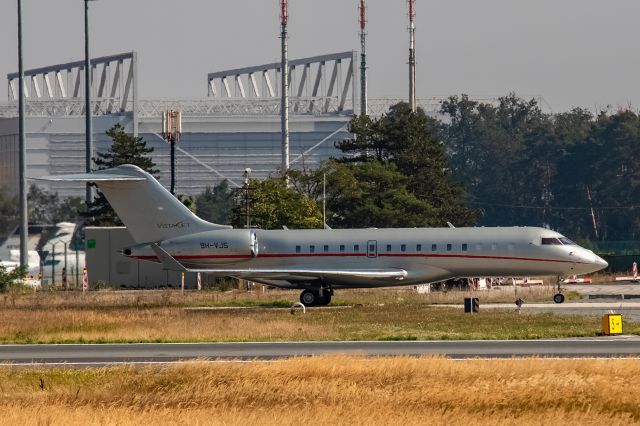 Bombardier Global Express (9H-VJS)