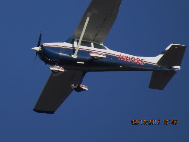 Cessna Skyhawk (N21035)