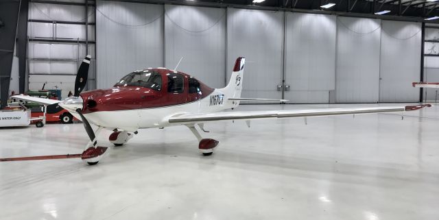 Cirrus SR-22 (N167CT)